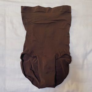 SKIMS Seamless Sculpt High Waist Brief